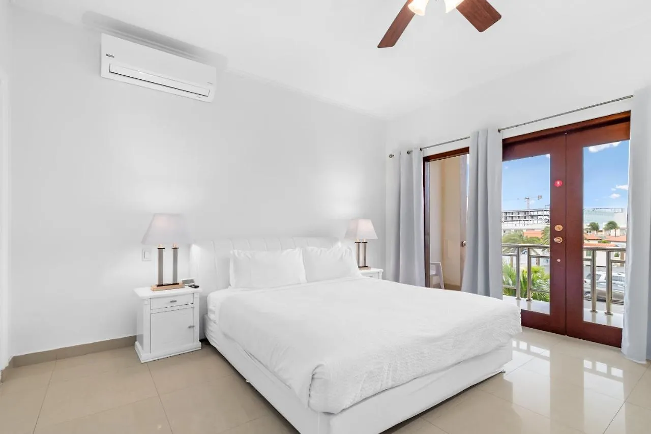 Apartament Aruba Breeze 4 Palm Beach